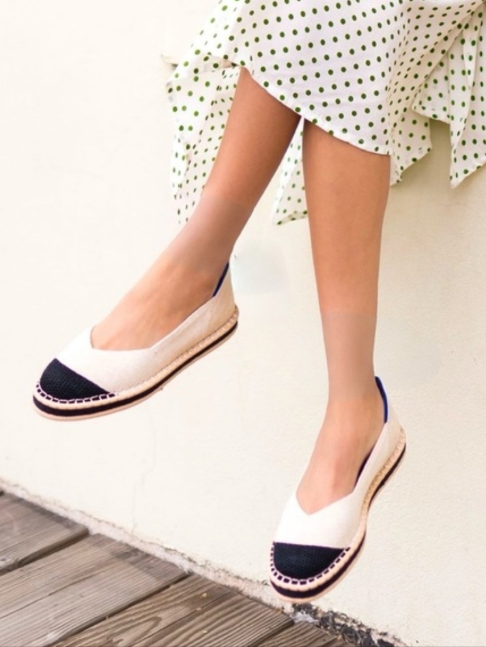 Rothy's The Espadrille Boardwalk Flats In Cream And Black Size 8.5 - Picture 2 of 9